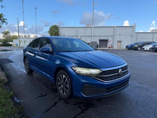 Rising Blue Metallic 2022 Volkswagen Jetta 1.5T S