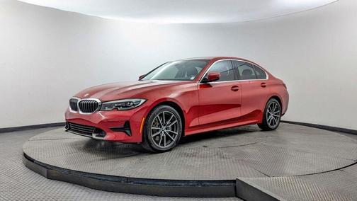 Melbourne Red Metallic 2020 BMW 330 i
