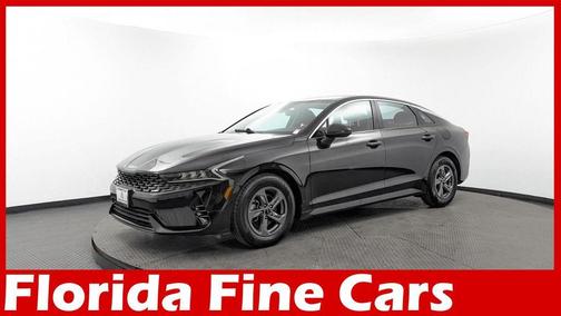 2023 Kia K5 LXS