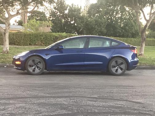 2022 Tesla Model 3 Long Range