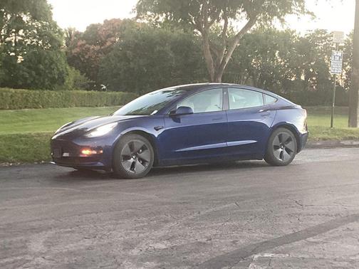2022 Tesla Model 3 Long Range