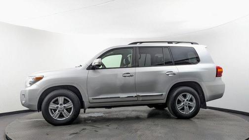 Classic Silver Metallic 2015 Toyota Land Cruiser V8
