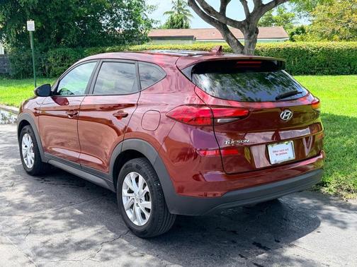 Gemstone Red 2019 Hyundai TUCSON SE