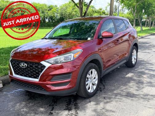 Gemstone Red 2019 Hyundai TUCSON SE