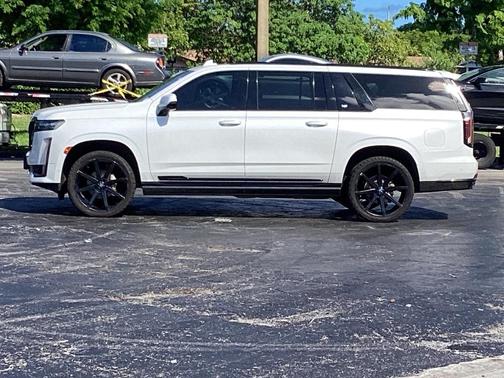 2021 Cadillac Escalade ESV Sport Platinum
