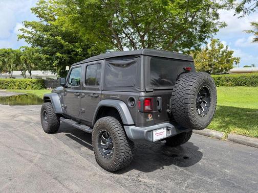 Granite Crystal Clearcoat Metallic 2018 Jeep Wrangler Unlimited Sport