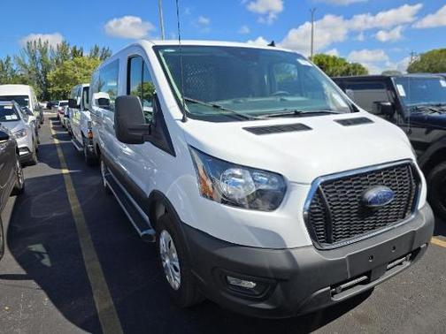 2024 Ford Transit-250 