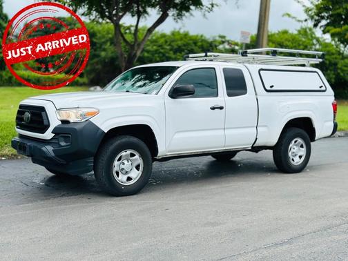 2020 Toyota Tacoma SR