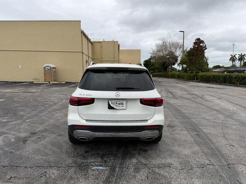 2023 Mercedes-Benz GLB 250 Base