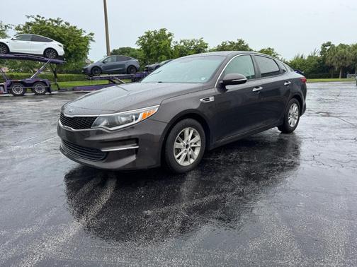 2018 Kia Optima LX