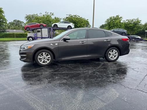 2018 Kia Optima LX