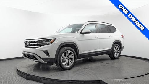 Pure White 2023 Volkswagen Atlas 3.6L SE w/Technology