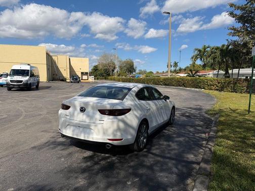 2021 Mazda Mazda3 FWD w/Select Package