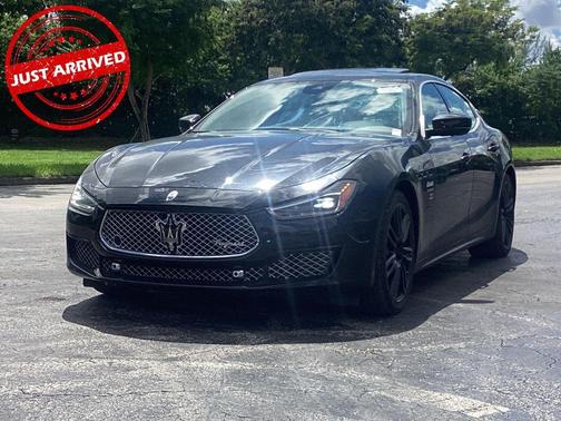 2022 Maserati Ghibli Modena