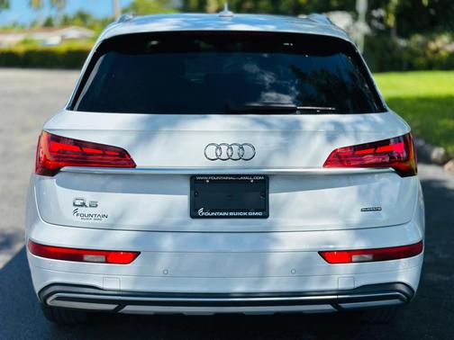 2021 Audi Q5 45 Premium