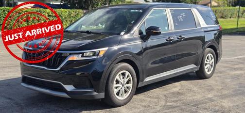 2024 Kia Carnival LX