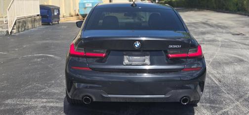 2021 BMW 330 i