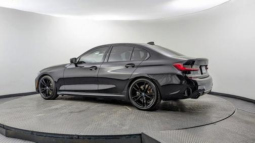 2021 BMW 330 i