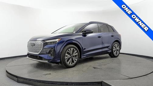 Navarra Blue Metallic 2023 Audi Q4 e-tron 40 Premium Plus