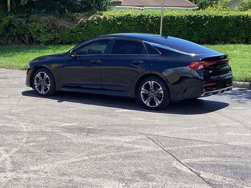 2022 Kia K5 LXS