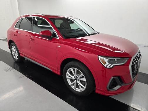2023 Audi Q3 45 S line Premium Plus