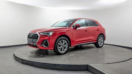 2023 Audi Q3 45 S line Premium Plus