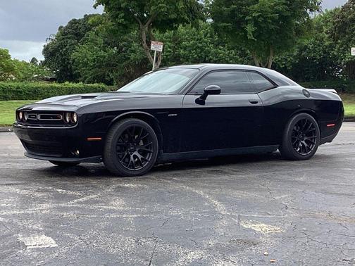 2015 Dodge Challenger R/T Plus