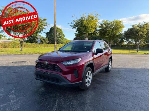 2021 Toyota RAV4 LE