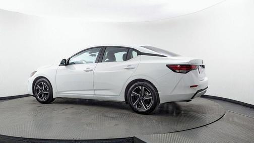 Cloud White 2025 Nissan Sentra SV