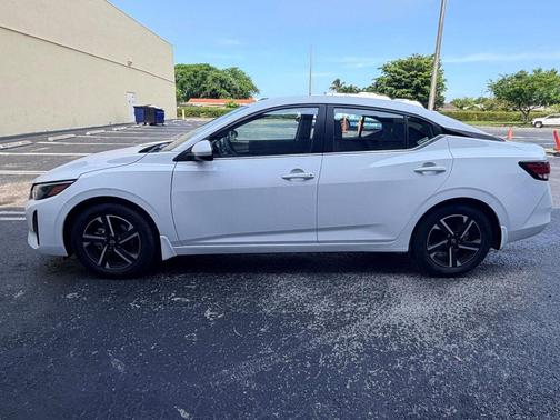 Cloud White 2025 Nissan Sentra SV