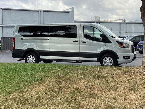 2023 Ford Transit Connect XLT