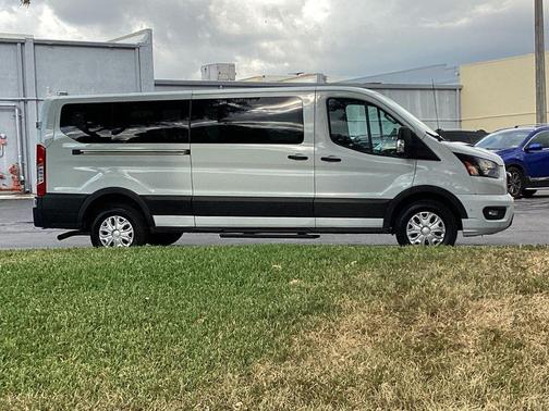 2023 Ford Transit Connect XLT