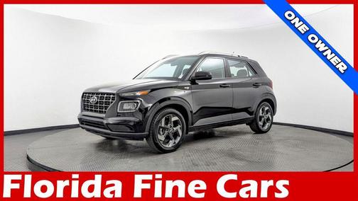 Onyx Black 2024 Hyundai VENUE SEL