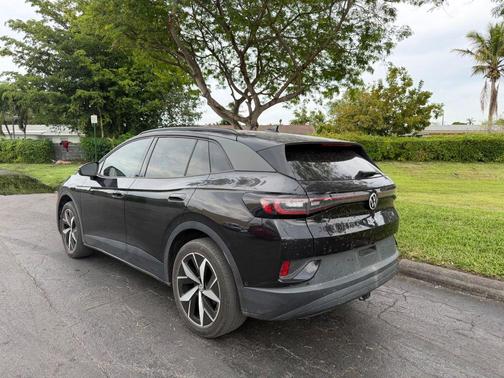 Deep Black Pearl Effect 2023 Volkswagen ID.4 Pro S