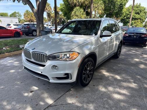 Alpine White 2017 BMW X5 sDrive35i