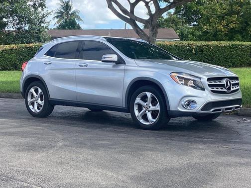 2018 Mercedes-Benz GLA 250 Base 4MATIC