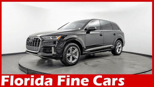 Mythos Black Metallic 2022 Audi Q7 55 Premium