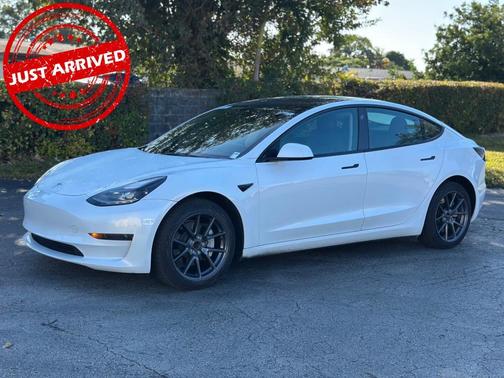 2023 Tesla Model 3 Base
