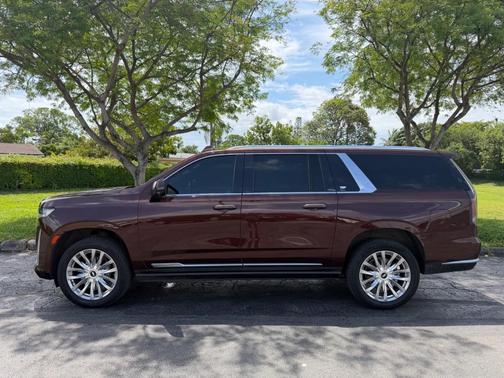 Mahogany Metallic 2023 Cadillac Escalade ESV Premium Luxury