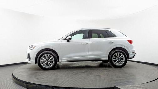 2025 Audi Q3 45 S line Premium