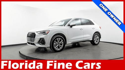 2025 Audi Q3 45 S line Premium