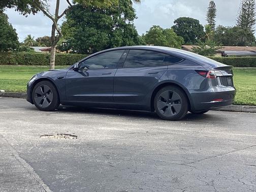 2023 Tesla Model 3 Base