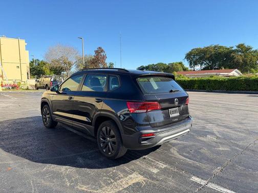 2023 Volkswagen Taos 1.5T S