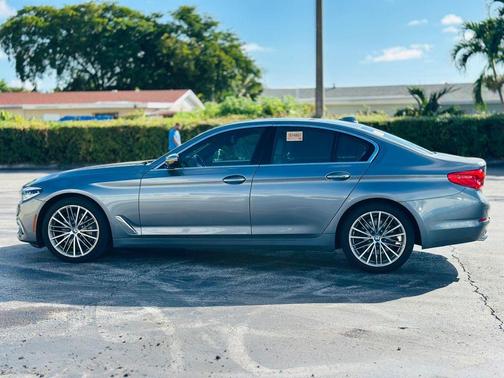 2017 BMW 540 i xDrive
