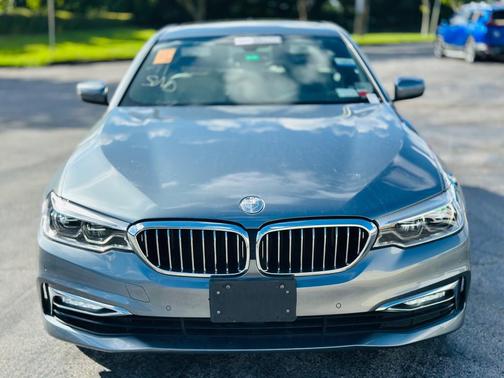 2017 BMW 540 i xDrive