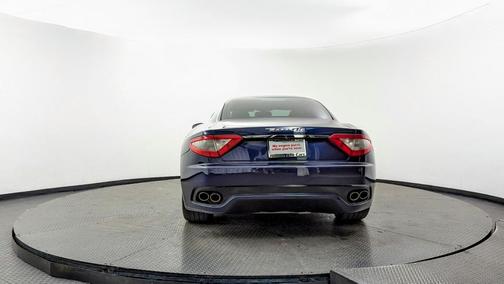 2009 Maserati GranTurismo Base