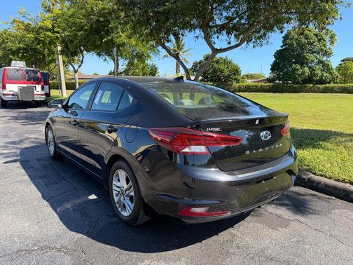 2019 Hyundai ELANTRA Value Edition