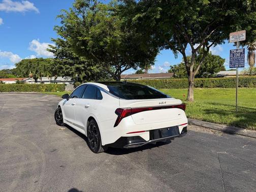 2025 Kia K5 GT-Line