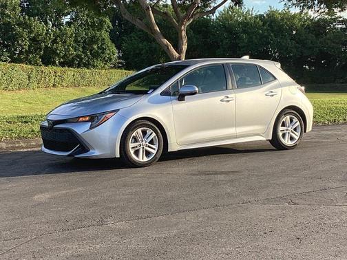 2019 Toyota Corolla Hatchback SE