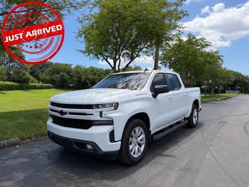 Summit White 2021 Chevrolet Silverado 1500 RST